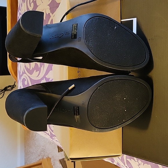 Black, corset tie, heel brand- indigo rd, size 9M , suede - Picture 5 of 7